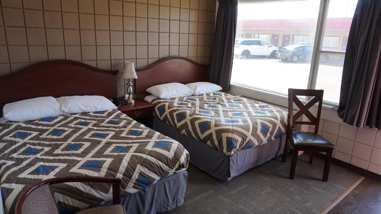 Caravel Motel Swift Current Εξωτερικό φωτογραφία